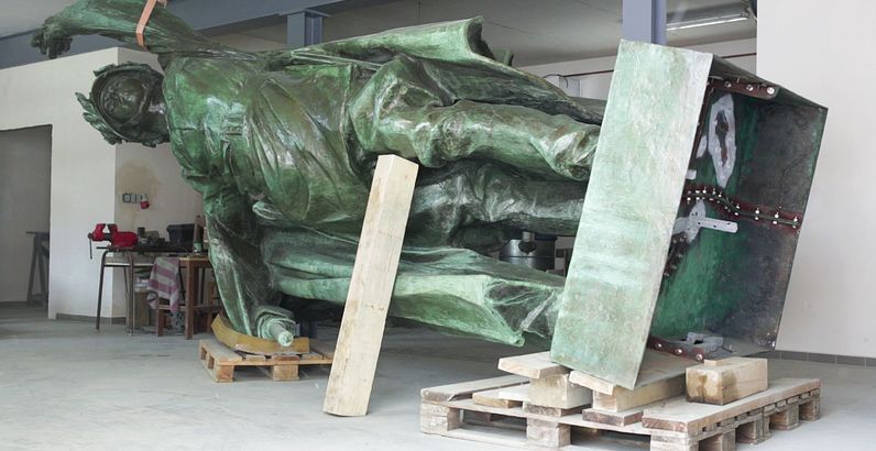 Foto:© Luise Schröder, Die historische Front, 2013.